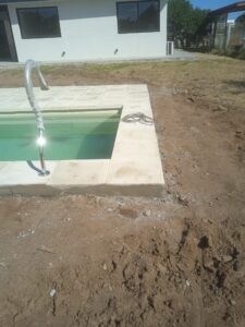 Construcciones Isopanel y Piscinas BYF